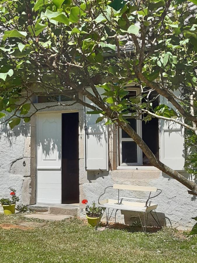 Chez Mialaret Bed and Breakfast Tourniac Esterno foto